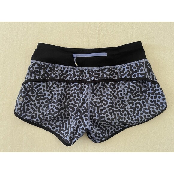Lululemon Speed Short Ace Spot Lullaby Blue Black Size 4 - Picture 11 of 11